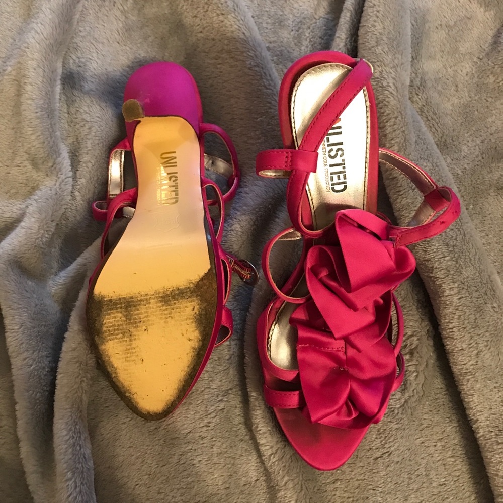 Pink heals